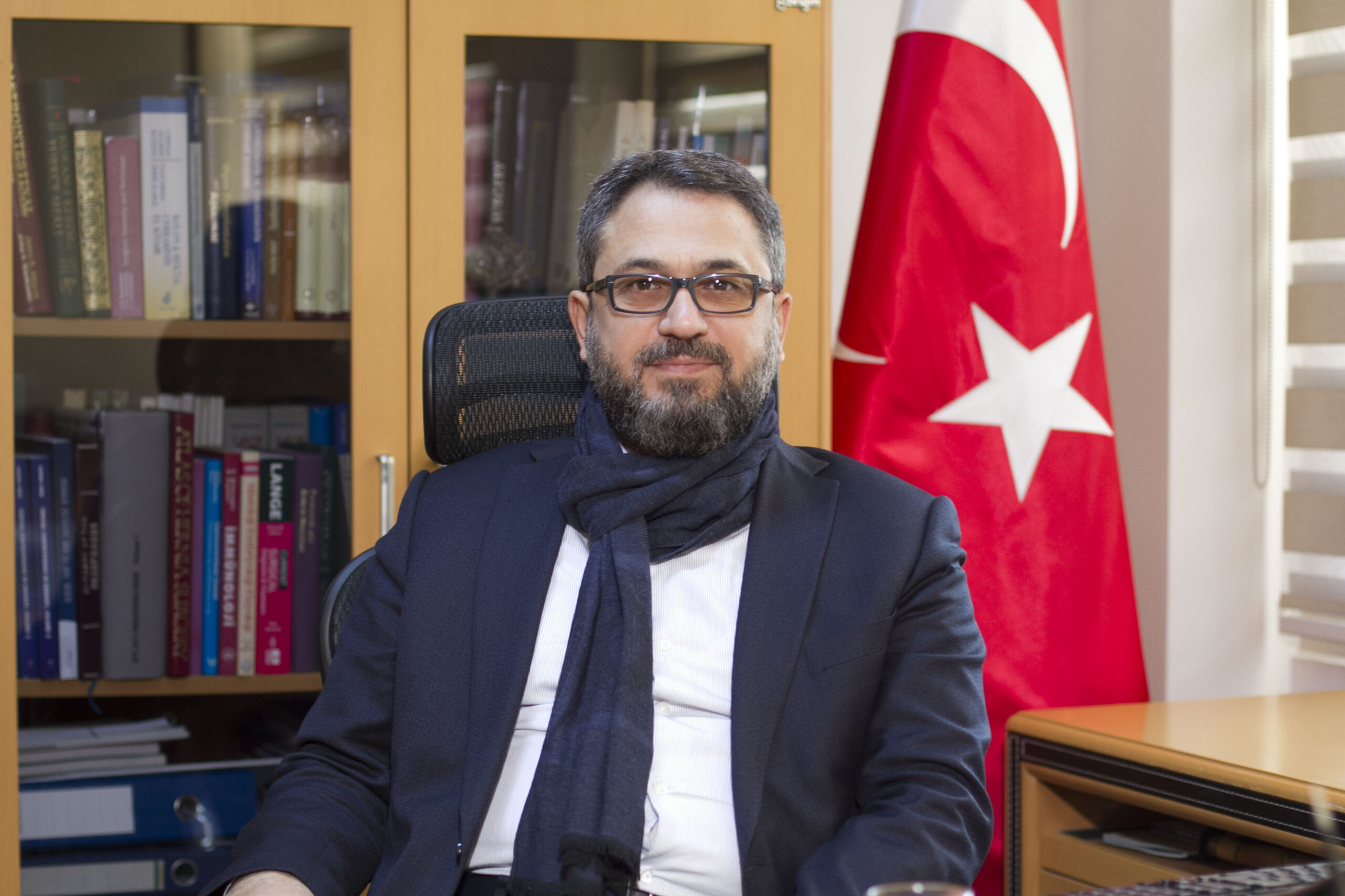 Prof. Dr. Alper CİHAN